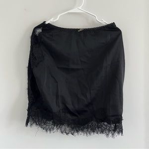 3 for $20 - NWOT 437 Black lace detail satin mini skirt